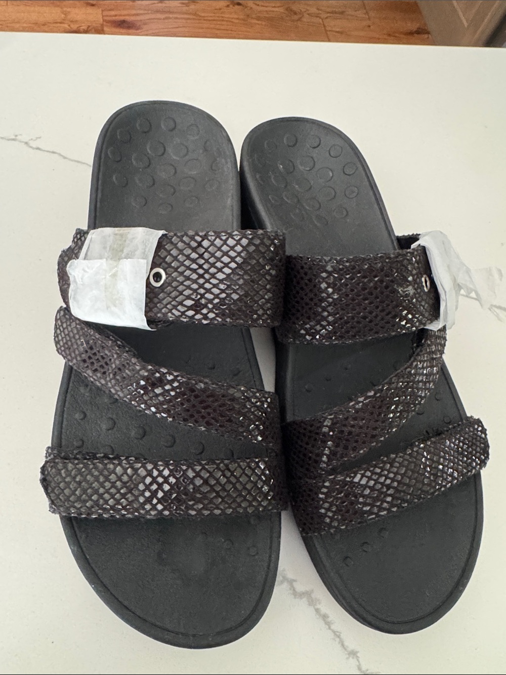 Vionic -Rio Sandals - Picture 4 of 9